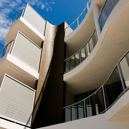 شاطئ إيرلي At Marina Shores المظهر الخارجي الصورة The exterior of the building