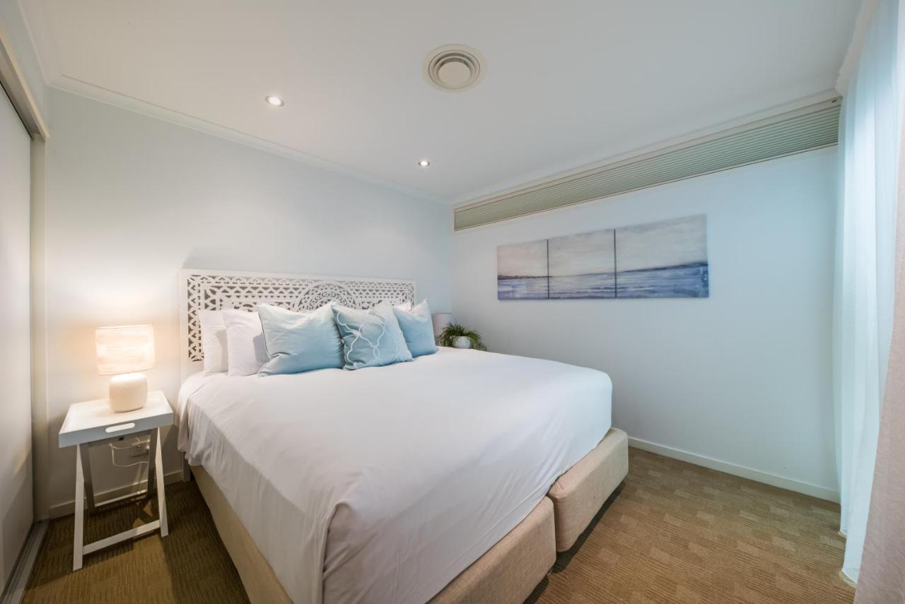 شاطئ إيرلي At Marina Shores المظهر الخارجي الصورة A bedroom at the hotel